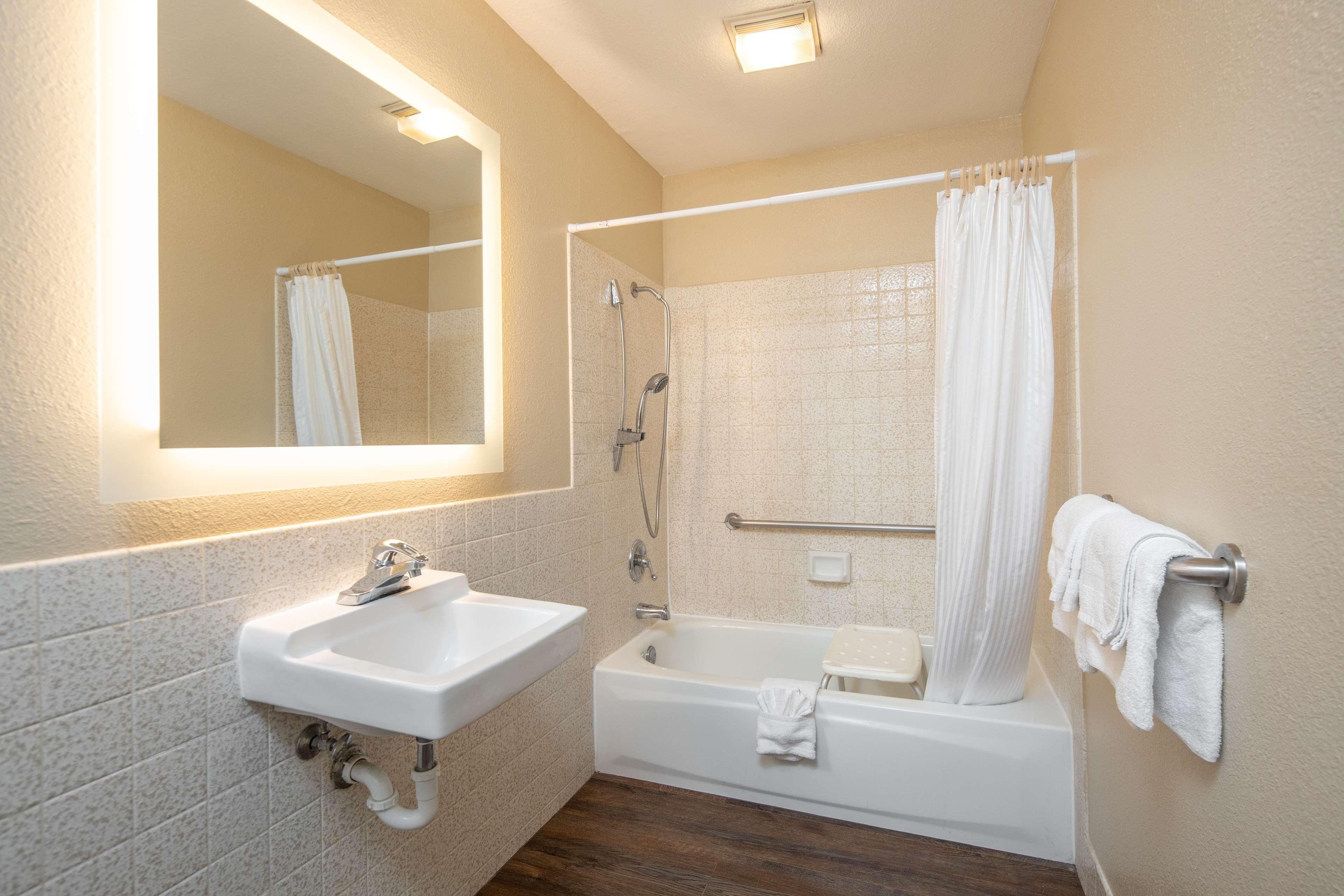 Surestay Hotel By Best Western Fairfield Napa Valley Room photo
